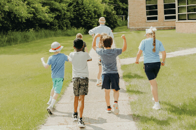 summer campers in science camp